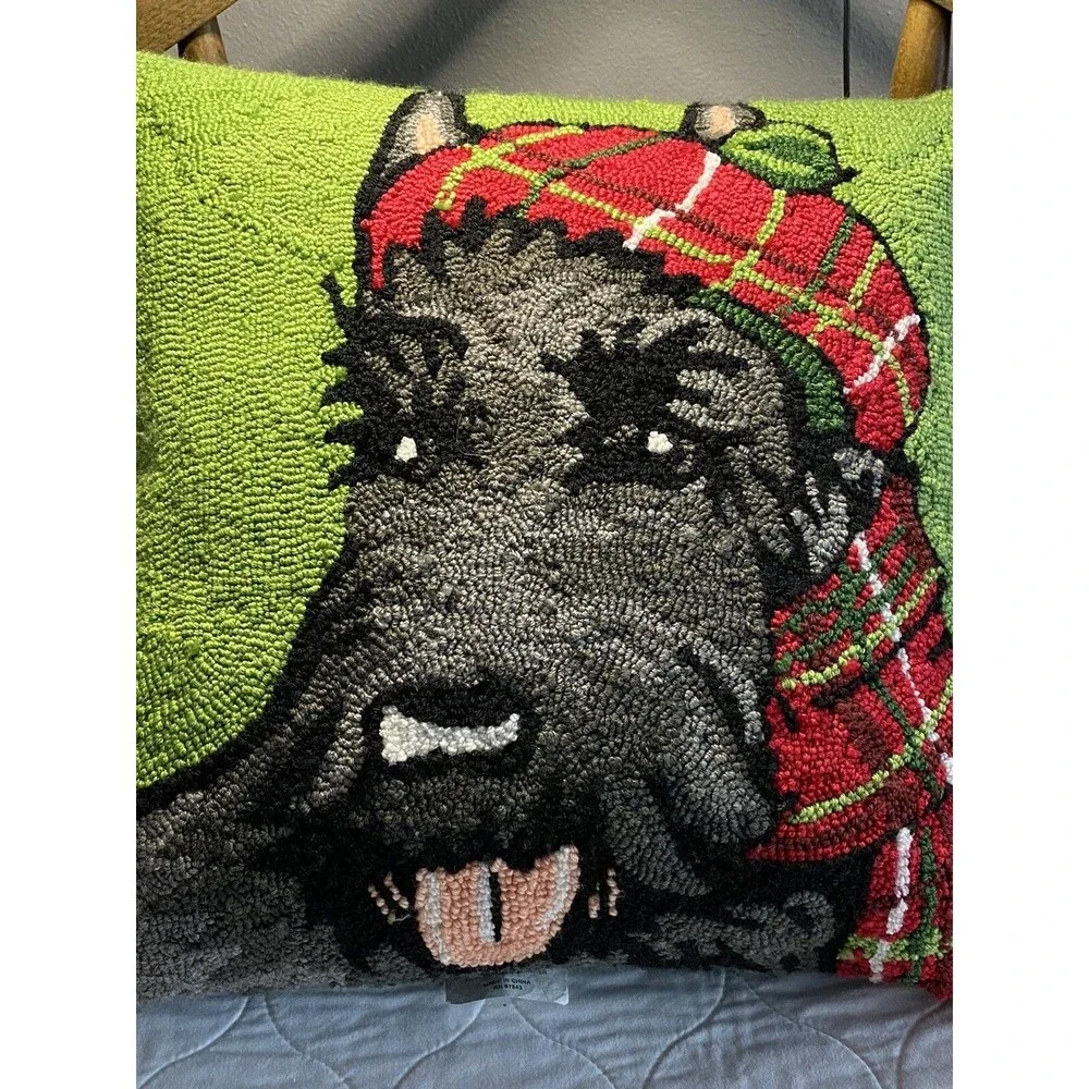 Scottish Terrier Scotty Dog Christmas Hooked Throw Pillow 18